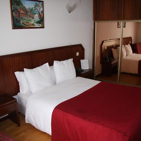 Hotel Turismo Miranda มีรันดา โด โดว์โร ภายนอก รูปภาพ
