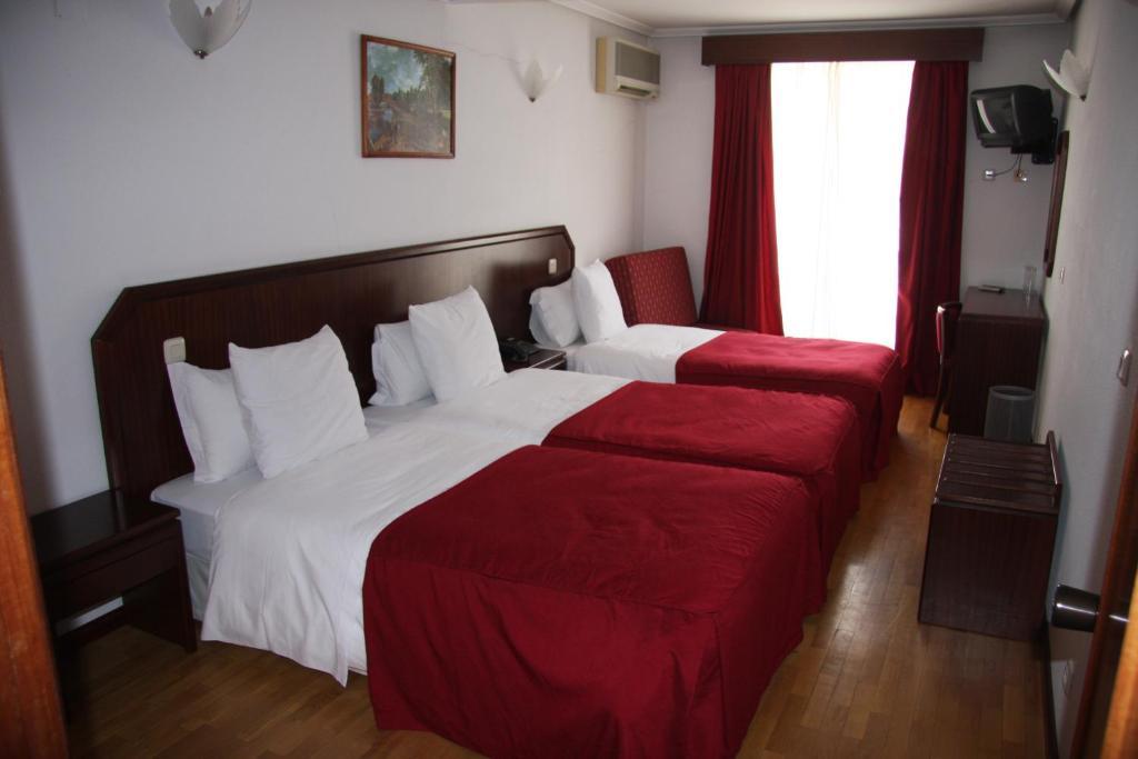 Hotel Turismo Miranda มีรันดา โด โดว์โร ห้อง รูปภาพ