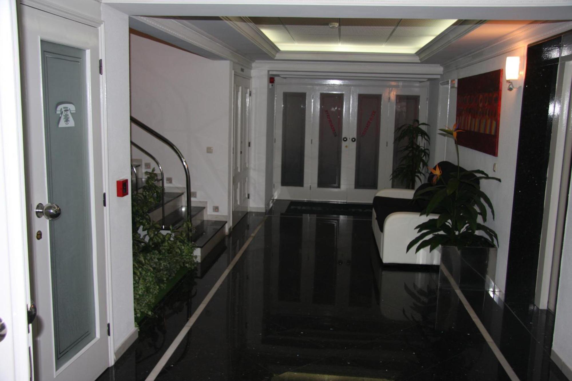 Hotel Turismo Miranda มีรันดา โด โดว์โร ภายนอก รูปภาพ